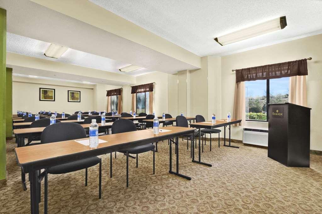 Comfort Inn Marietta-Atlanta Near Ballpark-Galleria Zewnętrze zdjęcie
