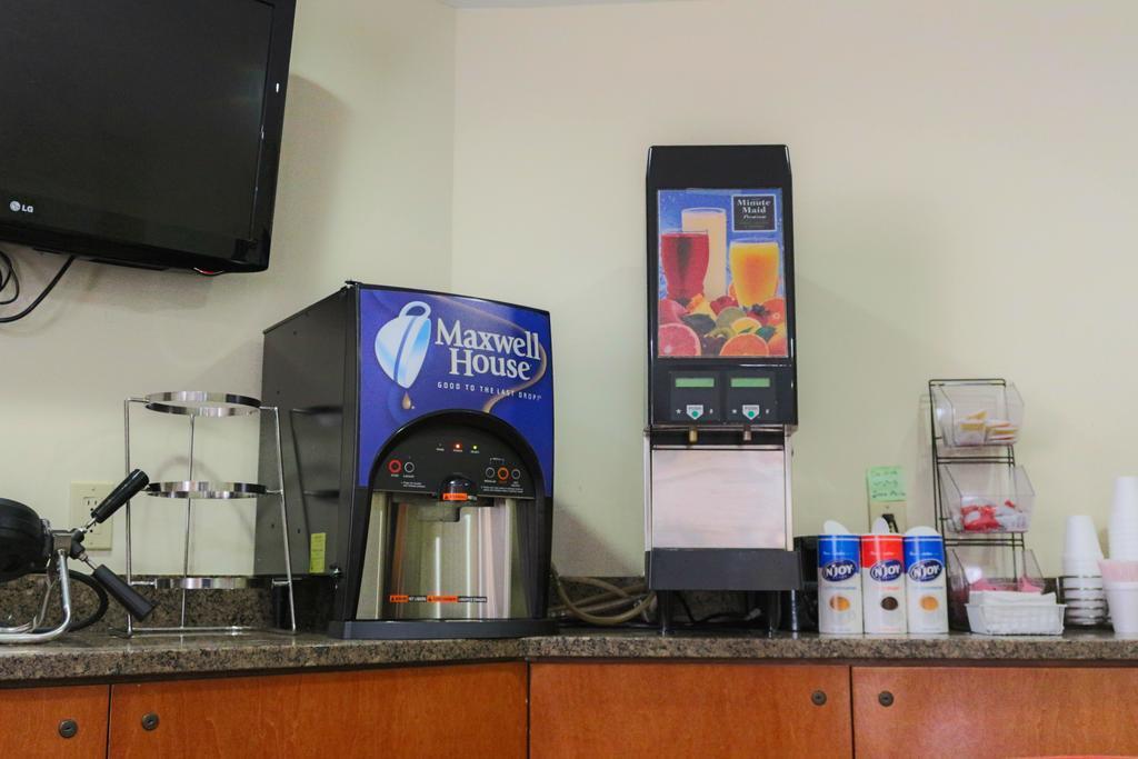 Comfort Inn Marietta-Atlanta Near Ballpark-Galleria Zewnętrze zdjęcie